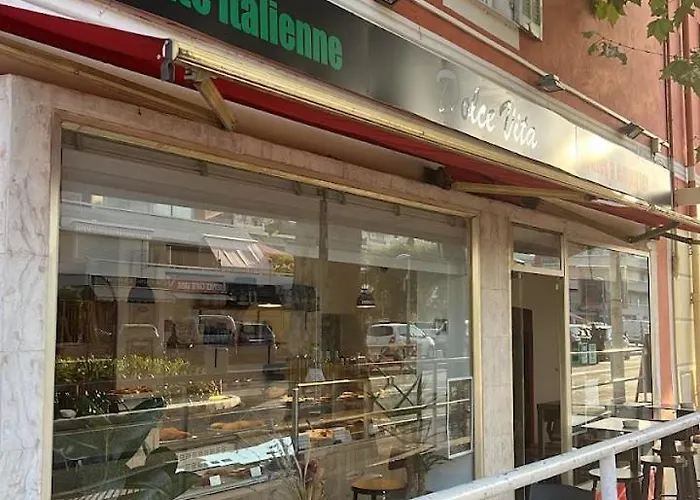 De 14m2 Dans Maison Cagnes-sur-Mer